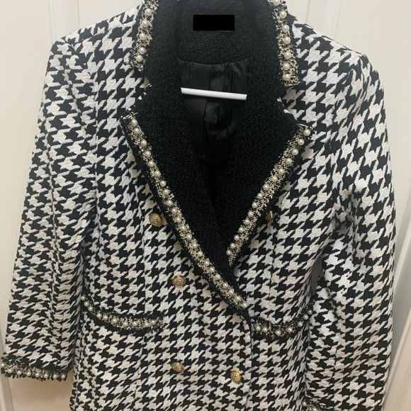 Tweed Houndstooth Blazer with pearl lapel - Picture 4 of 5